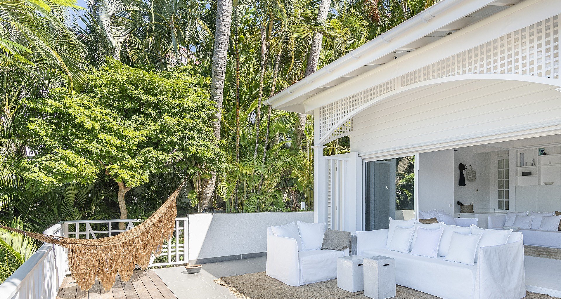 V2---Jeanne-LE-MENN-4-header at Villa Biba