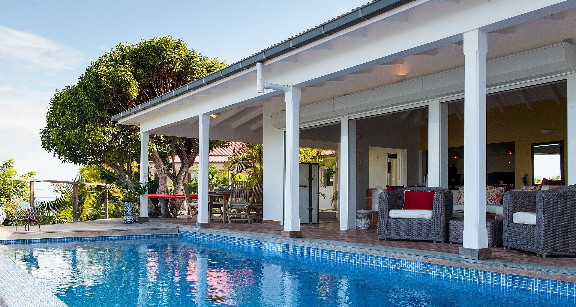 6237-header at Villa Ker Anna