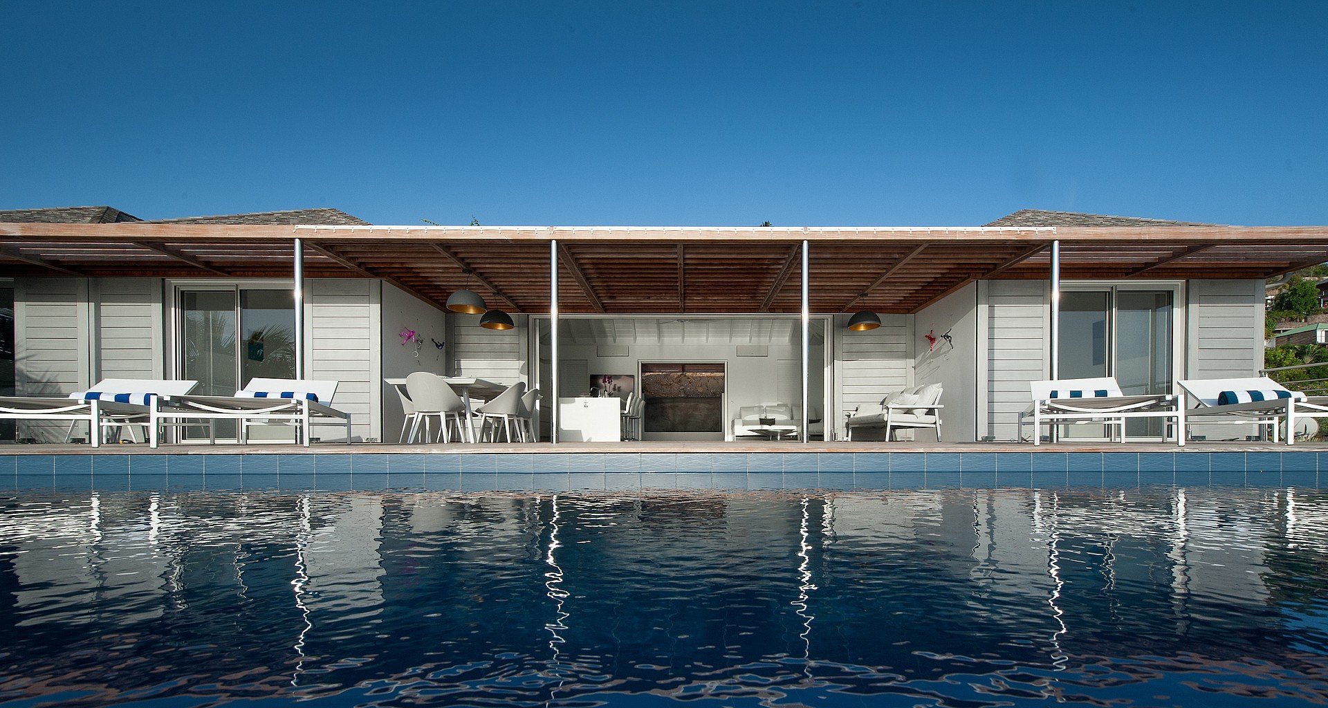 5874-header at Villa Pointe Milou