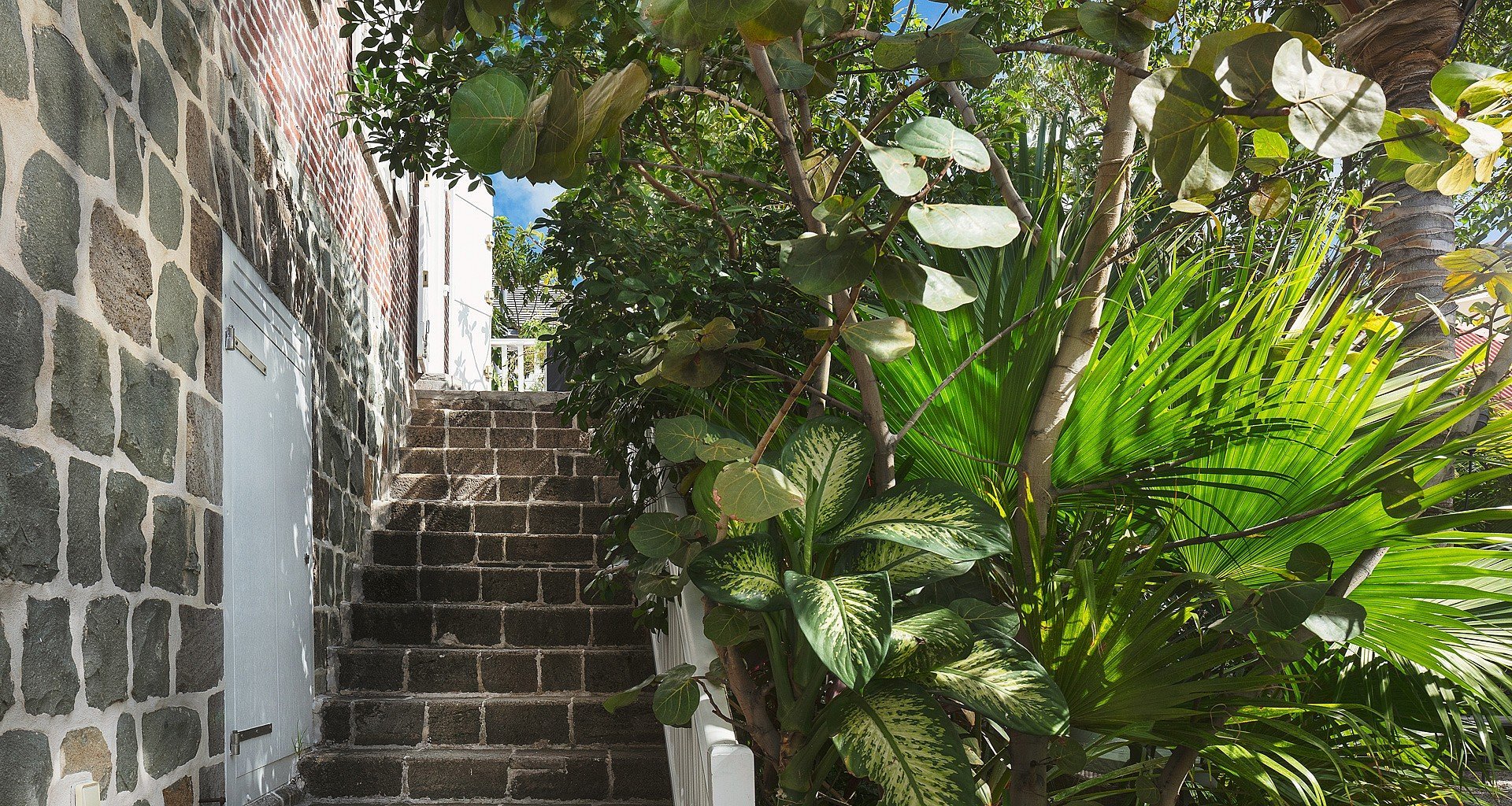 _MG_7150-header at Villa Swedish House