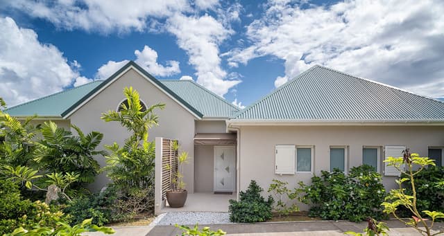 vdn-2355-header - Villa Côte Sauvage vdn-2355-header at Villa Côte Sauvage