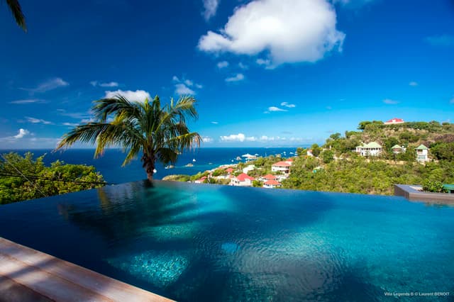 B pool ocean view at Villa Legends B