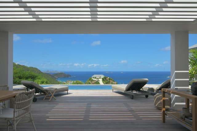 pool at Villa Romance