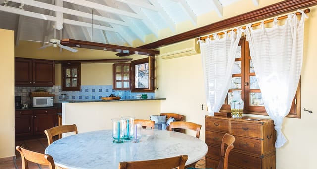 Dining-AreaDB83772014Bowdenjpghs0YFN-header at Villa Ana