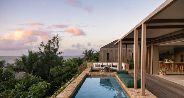 HD-2-2-header at Villa Aqualis