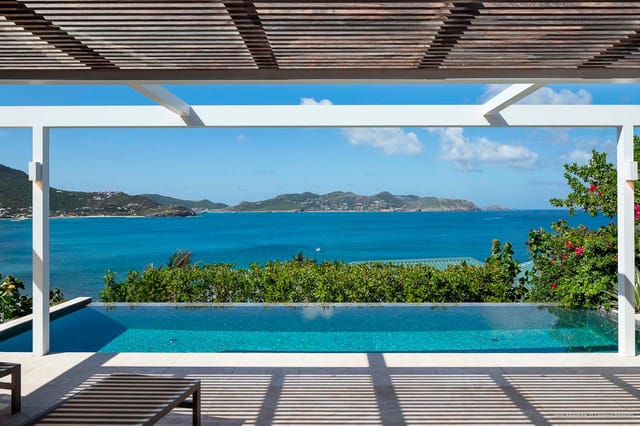 Pool at Villa Arawak