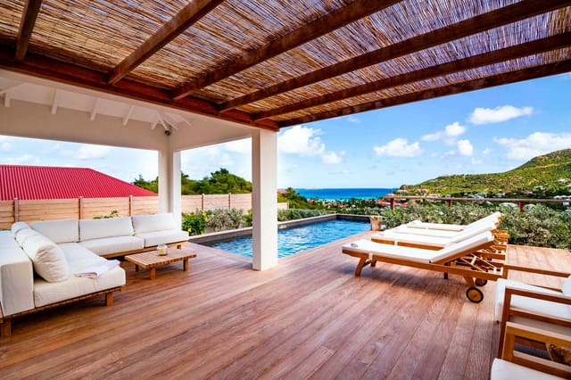 Paille en Queue - Outside Living at Villa Au Paille en Queue