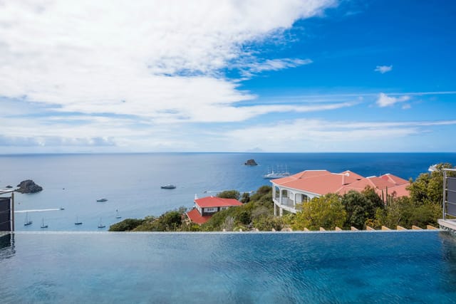 pool at Villa Belharra