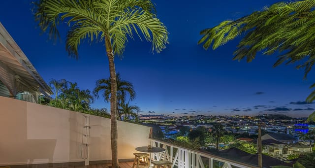 V2---Jeanne-LE-MENN-20-header at Villa Biba