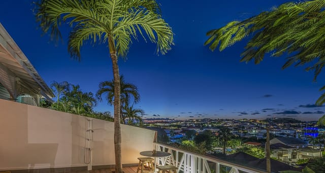 V2---Jeanne-LE-MENN-20-header at Villa Biba