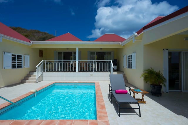 pool bedroom 01 - by J at Villa Bonjour