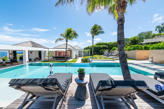 pool 1 at Villa Casa del Mar