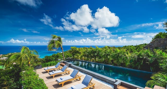 CARREAU2312jpgypqVDU-header at Villa Clementine