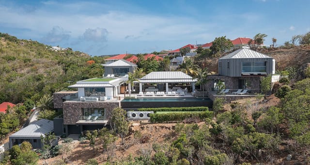 0813-header at Villa Felicita