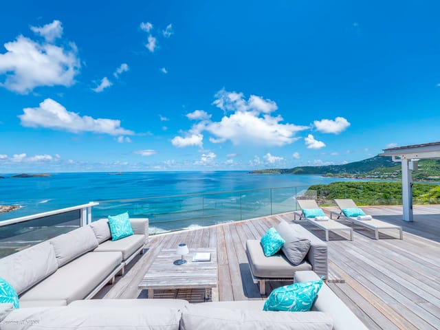 Outside living at Villa Gaillac