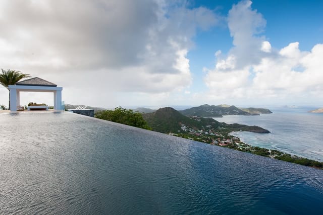 pool at Villa Ginger