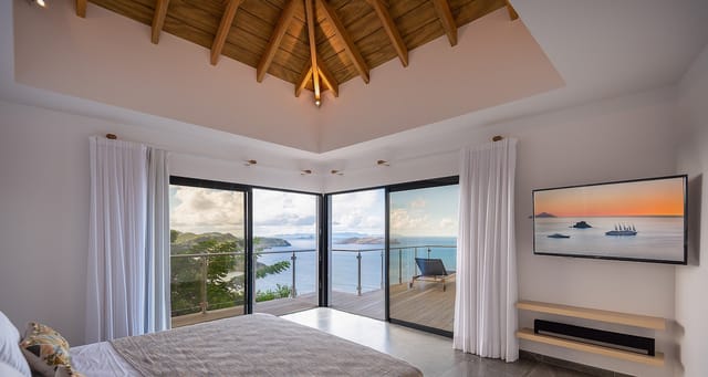 allard-©-Golden-view-17-header at Villa Golden View