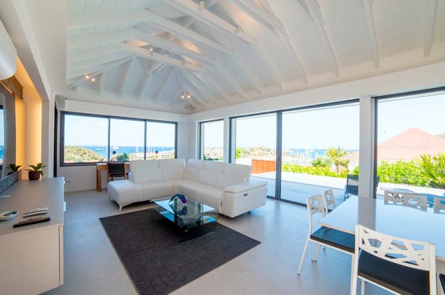 Living at Villa Grenadine