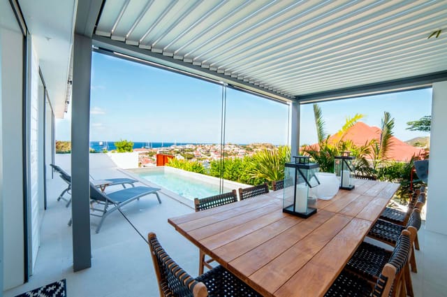 Outside Living at Villa Grenadine