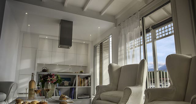 048-header at Villa Harbor Haven