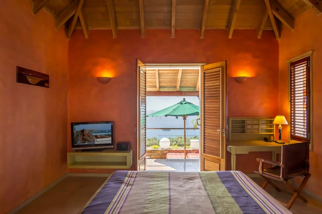 bedroom 02 ocean view - by J at Villa Hurakan