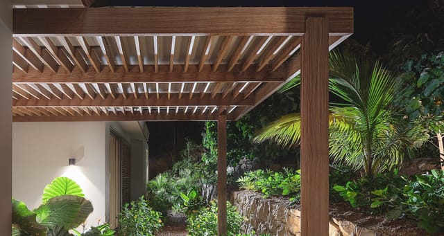 _MG_8885-header at Villa Jnana