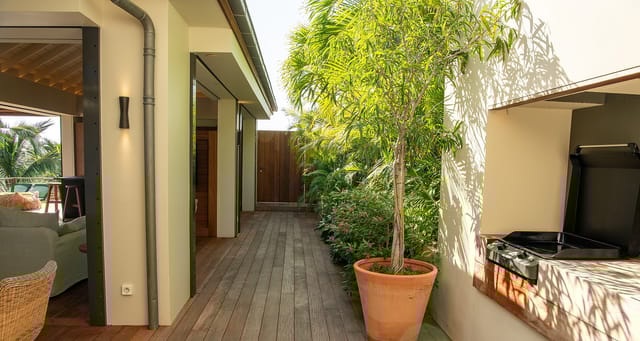 ©samdelpech--VILLACAZ-41-header at Villa Kaz