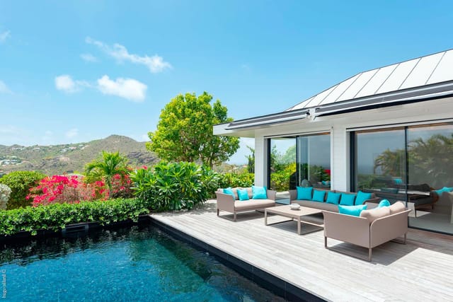 Gustaf - Pool at Villa King Gustaf