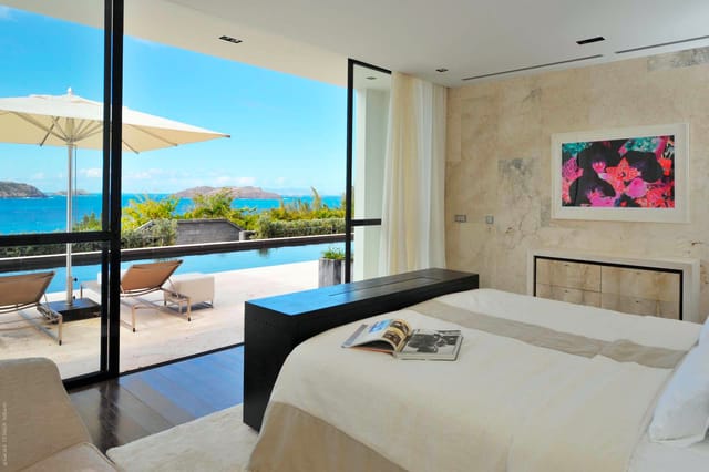 Petite Sereine bedroom 03 ocean view at Villa La Petite Sereine