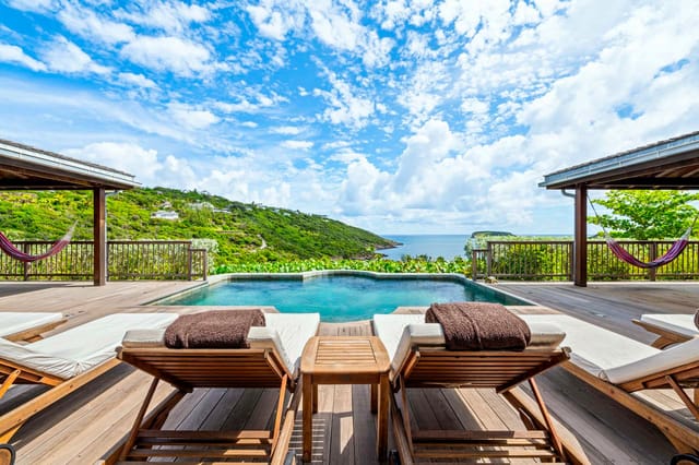 Girasol - pool ocean view at Villa Little Girasol