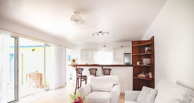 IMG0987jpgS1ILcb-header at Villa Lo d'Amour