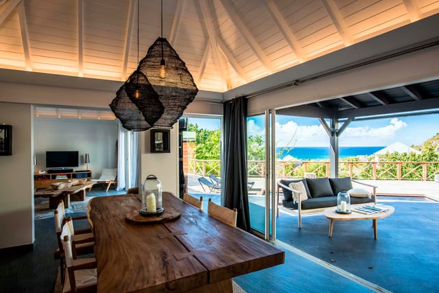 dining ocean view at Villa Mademoiselle
