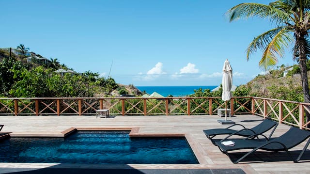 pool ocean view at Villa Mademoiselle