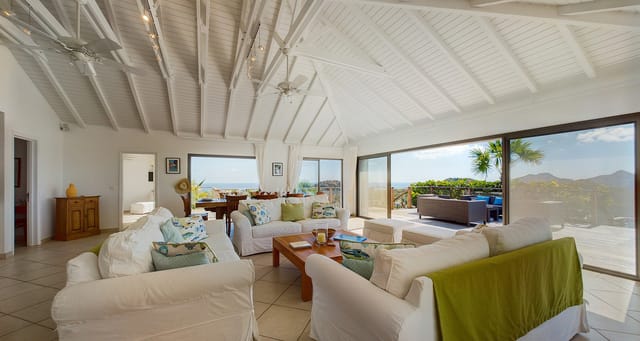 10-header at Villa Mirador