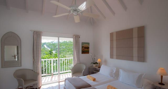 0651-header at Villa Ô Pure