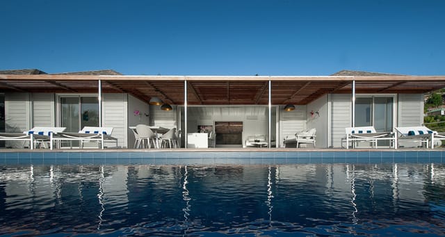 5874-header at Villa Pointe Milou