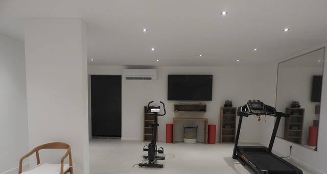 19VillaPranaSportJPGCtGRZ7-header at Villa Prana