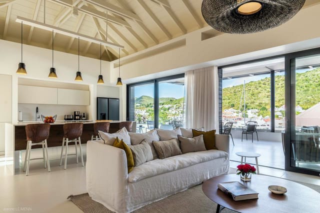 Living at Villa Prestige