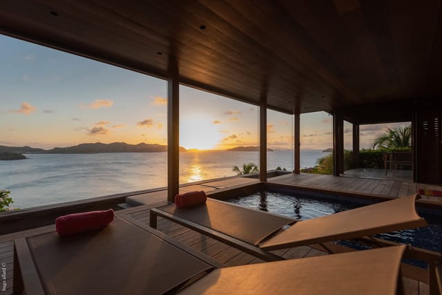 pool at Villa Safari