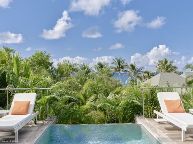 pool ocean view at Villa Sakura