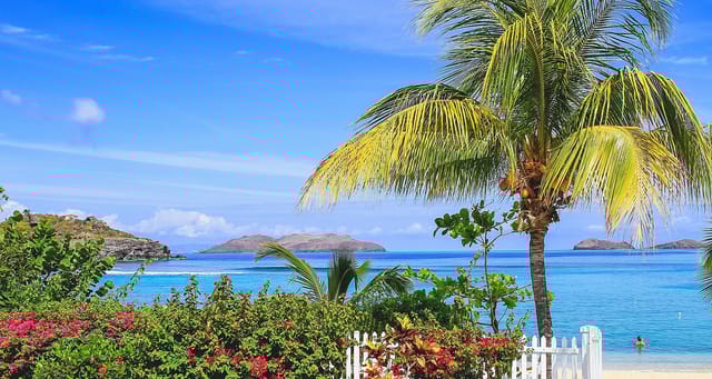 IMG5783JPGFqqQdk-header at Villa Sandra & Jessica