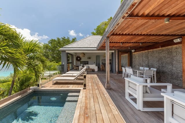 pool at Villa Santa Alicia