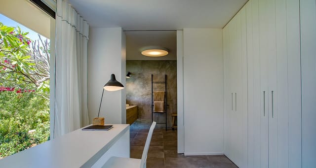 MG2589jpgRNFZ6h-header at Villa Summertime