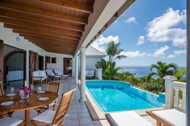 pool at Villa Sunrock