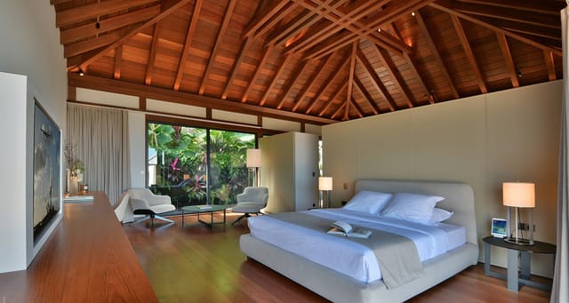 6283-header at Villa Thelma