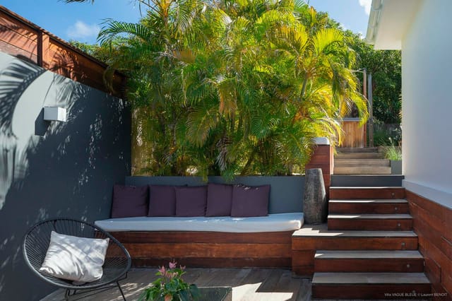 Bleue - Outside living at Villa Vague Bleue