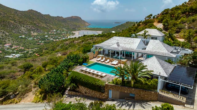 Note - Aerial view at Villa Wine Note