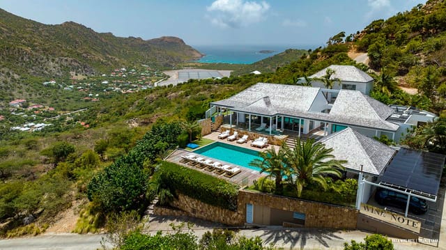 Note - Aerial view at Villa Wine Note