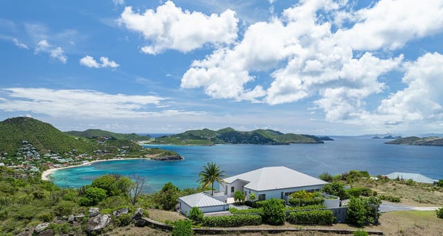 ©JulietteRemi_YellowBird_0326-header at Villa Yellowbird