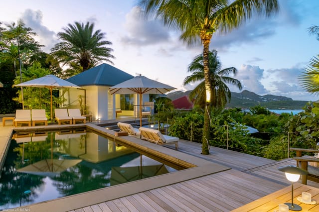 pool ocean view at Villa Aliza